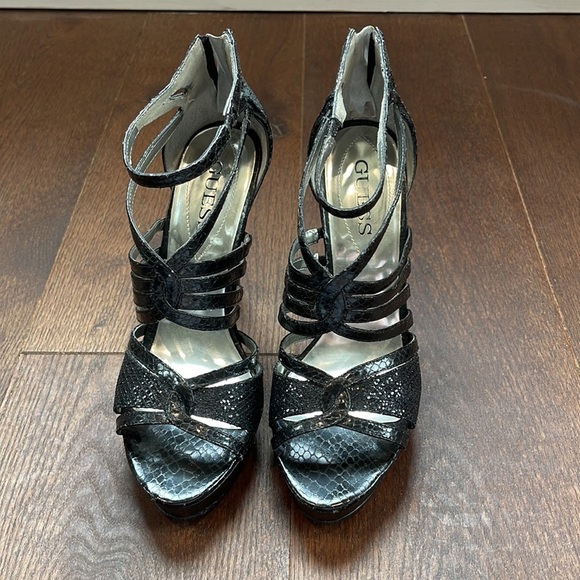 Guess Women’s Black Platform Sandals Size 8.5 - Picture 2 of 8
